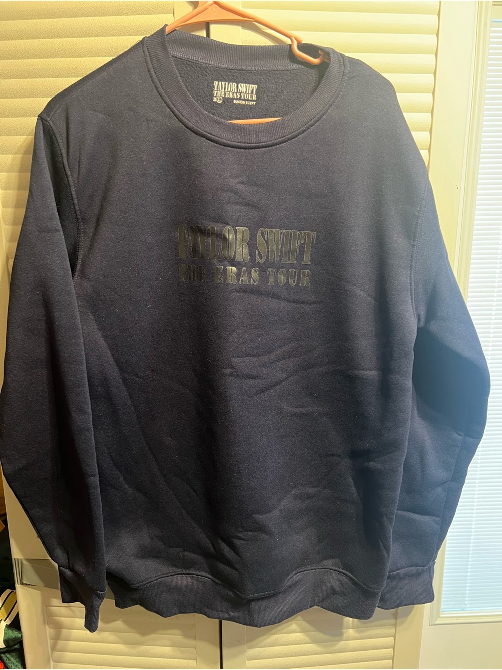 Taylor Swift, the eras tour 2023 to 2024 size XL sweatshirt